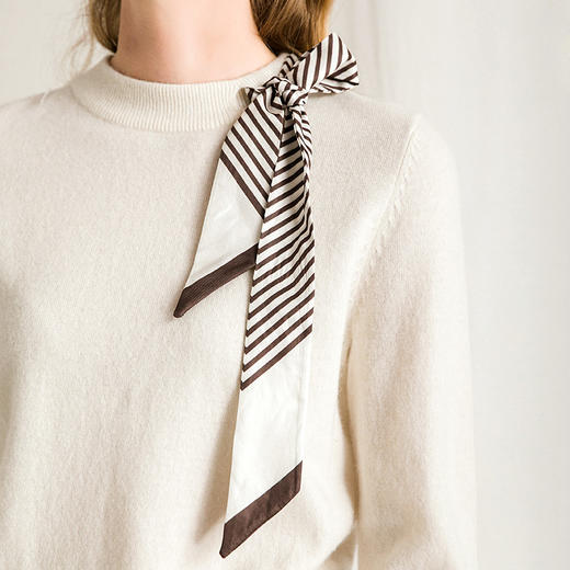 famecoco范可儿米白色针织衫女冬季温柔气质羊毛衫F218DC005 商品图1