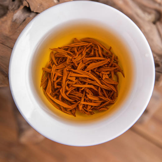 聚芳永【金骏眉】一级武夷山桐木关金骏眉红茶50克 商品图2