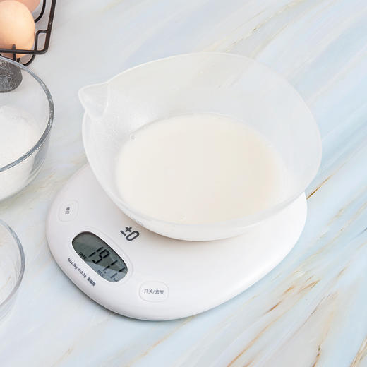 永衡良品(±0)厨房秤家用电子秤蛋糕烘焙称0.1g高精度迷你克秤秤食物秤带盘厨房秤3kg 白色 C1407s 商品图3