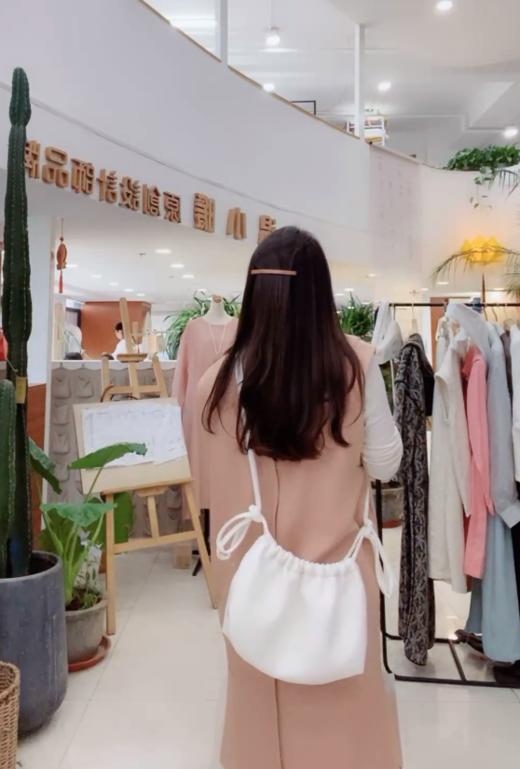 【抖音专属】2021冬款包包（21812053-纱白） 商品图0