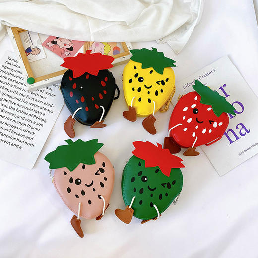 【服饰鞋包】新款卡通草莓儿童斜挎包包潮流小包时尚单肩包ins儿童单肩包 商品图2