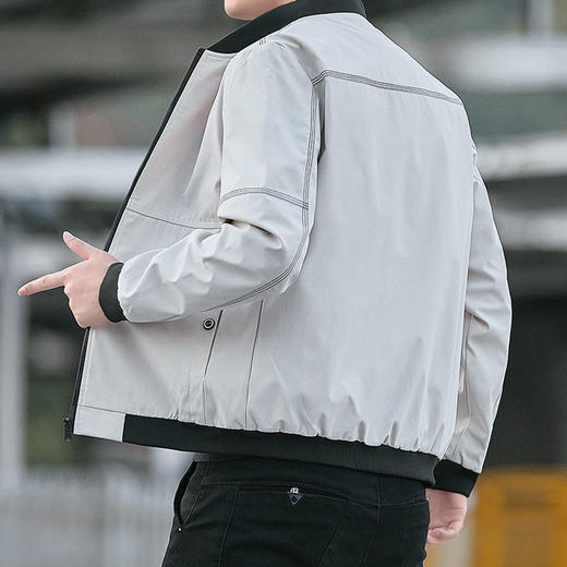 【夹克男】春秋款简约男士夹克修身黑色外套 商品图1