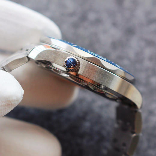 VS欧米茄海马300米系列“蓝色盘”
表盘尺寸：表径42mm、厚度13.5mm
机芯：改8800一体全自动机械机芯 商品图5