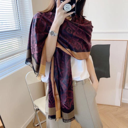 LV家-秋季丝巾空调披肩-会员6折 商品图1