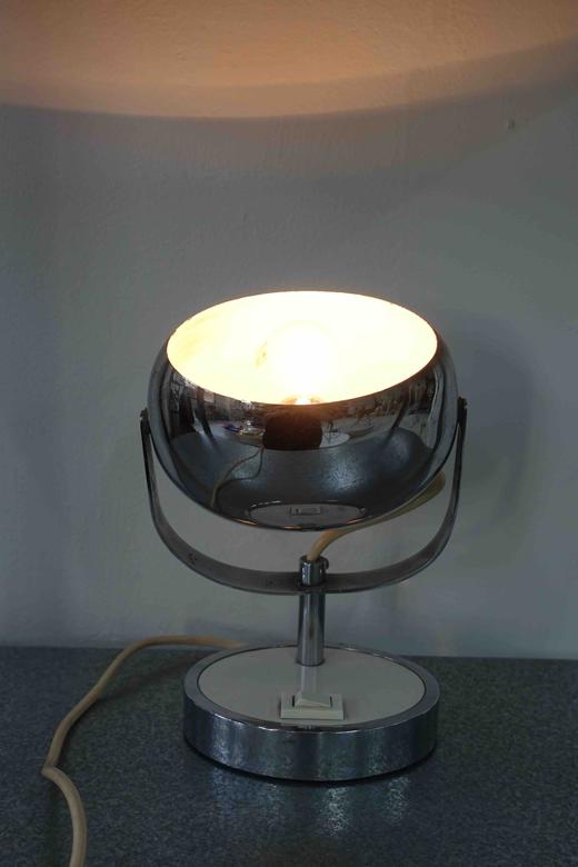 1970s银色太空感眼睛中古小台灯 商品图8