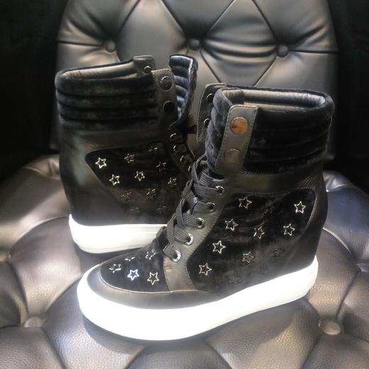 LFGJ  7202时尚潮流内增高女鞋 商品图3