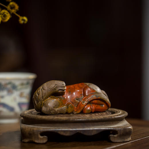 清代 战国红玛瑙雕卧马摆件 商品图0