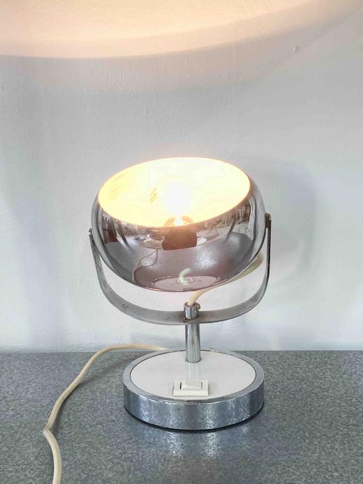 1970s银色太空感眼睛中古小台灯 商品图1