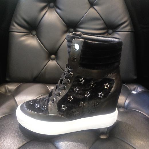 LFGJ  7202时尚潮流内增高女鞋 商品图1