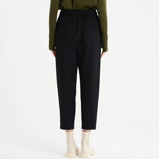 VIVIAN LIU D2157501 2021秋女装新款松紧腰哈伦休闲针织九分裤 商品图1