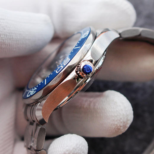 VS欧米茄海马300米系列“蓝色盘”
表盘尺寸：表径42mm、厚度13.5mm
机芯：改8800一体全自动机械机芯 商品图6