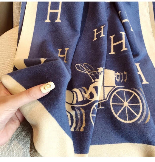 爱马家羊绒围巾披肩两用-会员8折 商品图3