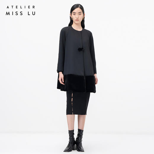 【摩根墨恋】仿兔毛下摆拼接黑色廓形造型外套/0000768 商品图0