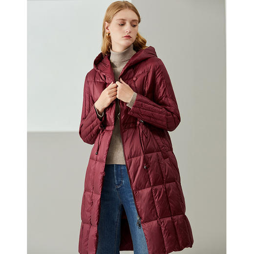 EITIE爱特爱冬季新款简约纯色收腰显瘦保暖连帽长款羽绒服女6411112 商品图2