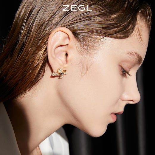 ZEGL蝴蝶结山茶花耳钉女小众设计感耳环2021年新款潮925银针耳饰 商品图2