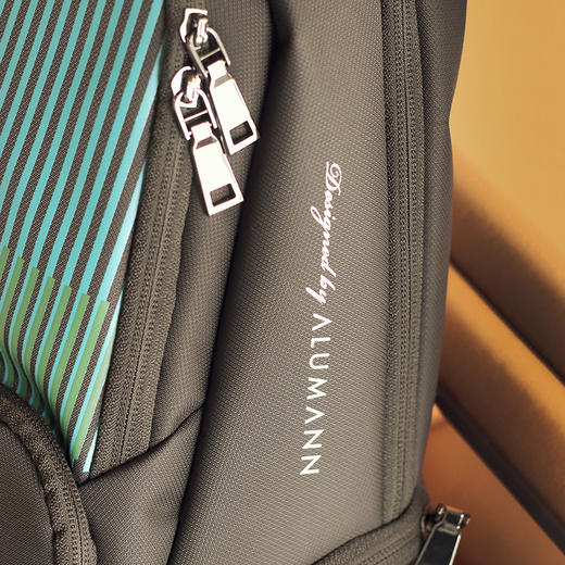 【旅漫丨上海交通大学丨安泰EMBA 】“企业/高校定制” 新款商务简约潮流双肩包AL-2013/AL-2012 商品图6