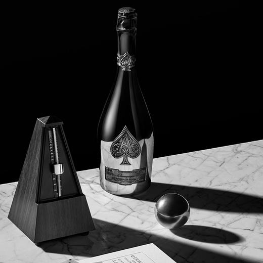 黑桃a白金版香槟起泡钢琴烤漆礼盒装750ml