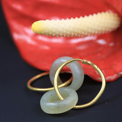 清代原装和田白玉金圈耳环 商品图1