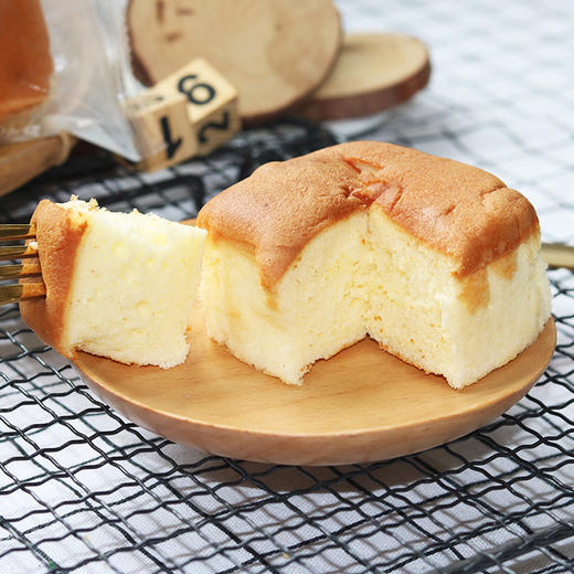 1kg36.8元  散 南星骆驼奶蛋糕 松软香甜±10g 商品图3