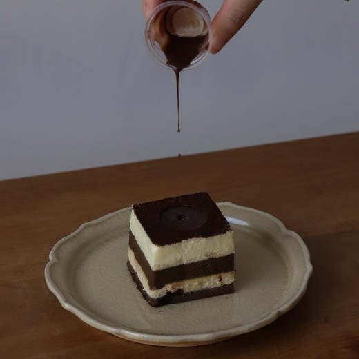 日本 渡边信史 山葵釉灰釉 高台甜品盘 菱形皿 芙蓉五角皿 轮花盘 商品图1