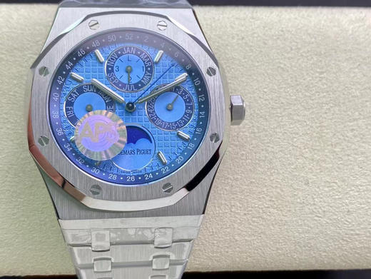 APS新品 爱彼 26574 皇家橡树系列在“Grande Tapisserie”大格纹装饰表盘上，日期、星期、月份、月相，和四个眼睛的位置与原装同步 商品图12