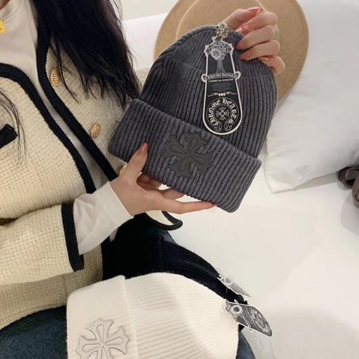 韩版-克罗心运动休闲针织帽-黑色白色灰色-会员6折 商品图1