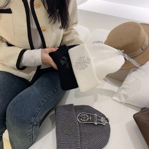 韩版-克罗心运动休闲针织帽-黑色白色灰色-会员6折 商品图2