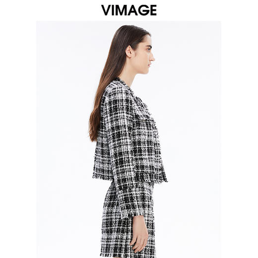 VIMAGE纬漫纪秋冬新款女装舒适优雅格纹短款外套V1603238 商品图6