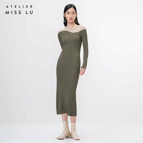 【曲线图鉴】流畅曲线松绿拼色长袖针织连衣裙/202103