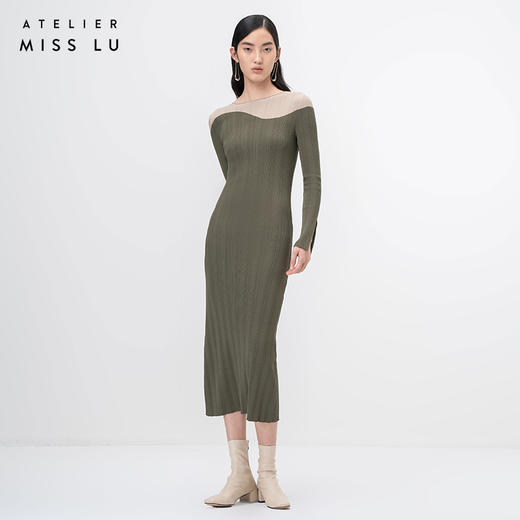 【曲线图鉴】流畅曲线松绿拼色长袖针织连衣裙/202103 商品图0