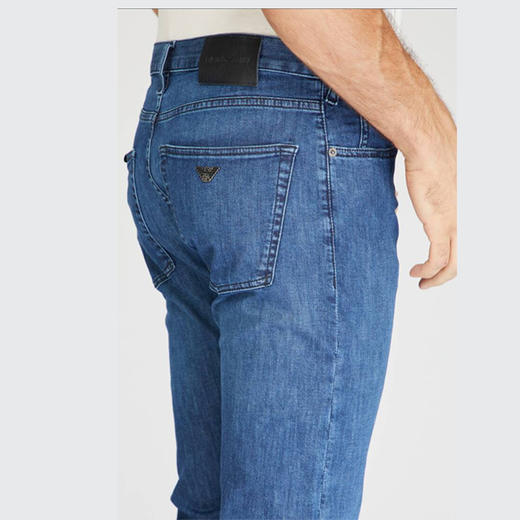 EMPORIO ARMANI 阿玛尼 男士牛仔裤 蓝色 8N1J45 1D85Z 0943 商品图3