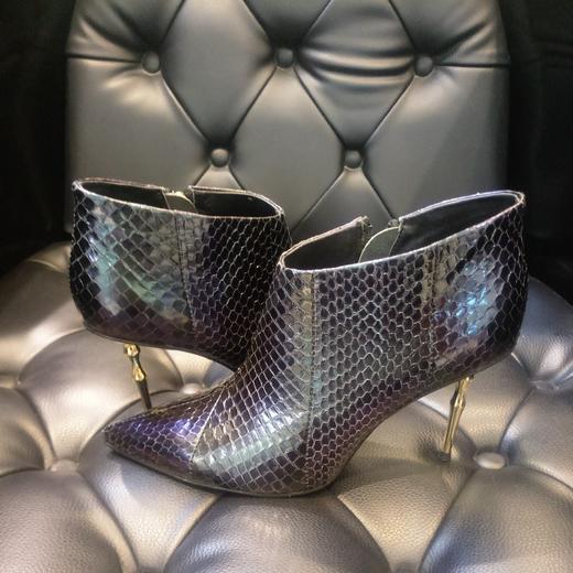 LFGJ  8501经典蛇皮小踝靴 商品图3