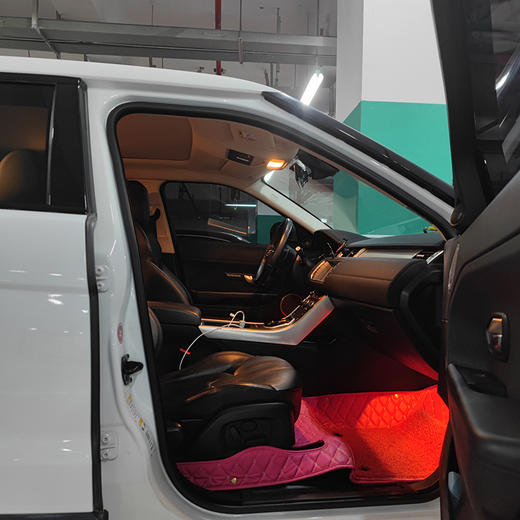 路虎 揽胜极光 2.0T 5门耀真版【月租-深圳】 商品图6