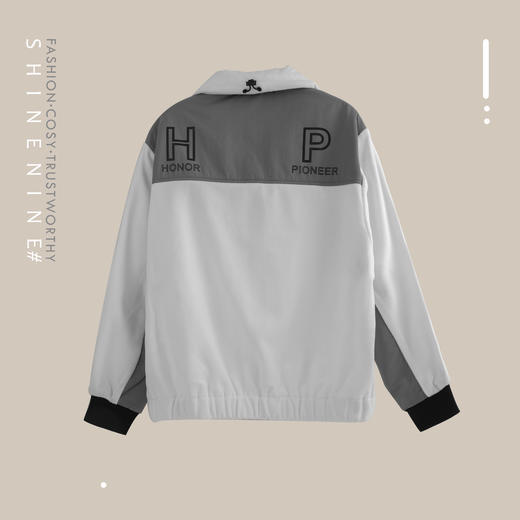 933272236拼色加绒短款夹克 商品图3