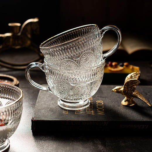 【限时福利 送2只樱花勺 | 忍不住想喝】复古浮雕太阳花玻璃杯 2只 早餐家用牛奶杯 商品图0