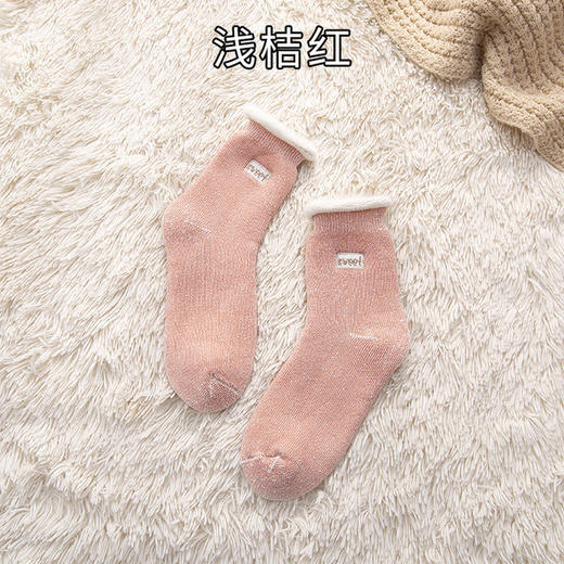 【3双装 温暖守护你的“jiojio”】冬季加厚卷边加绒刺绣雪地袜ins潮袜甜美少女袜纯色女袜中筒袜长袜子 商品图5