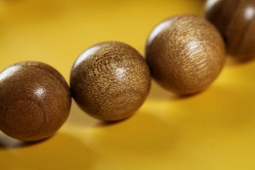 JSNM0041°金丝楠木女款手串1.2*14 商品图4