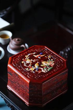 《喜鹊登梅》普洱茶盒