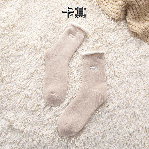 【3双装 温暖守护你的“jiojio”】冬季加厚卷边加绒刺绣雪地袜ins潮袜甜美少女袜纯色女袜中筒袜长袜子 商品图7