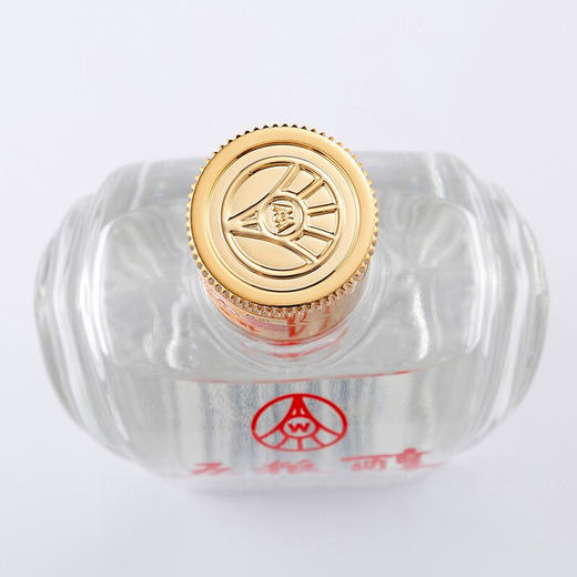 五粮液股份 五粮醇铠甲小酒 浓香型 42度 150ml 商品图1