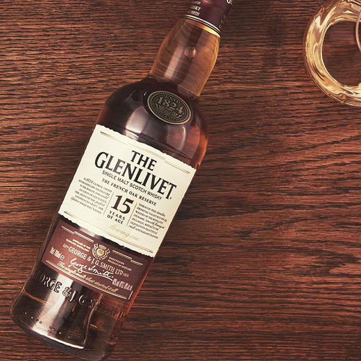 格兰威特15年700ml橡木桶单一麦芽威士忌glenlive纯麦进口洋酒