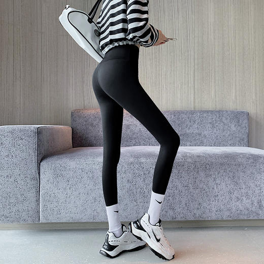 【穿上就是“小腰精”瘦出马甲线】黑科技健身面料10倍燃烧卡路里！3D收腹提臀、美腿塑形、高弹力面料、舒适不紧绷、吸湿透气、瑜伽裤打底裤骑行裤 商品图5