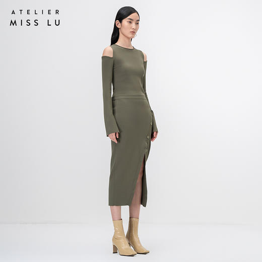 【松林月影】露肩设计微喇长袖松绿针织上衣/202110 商品图1