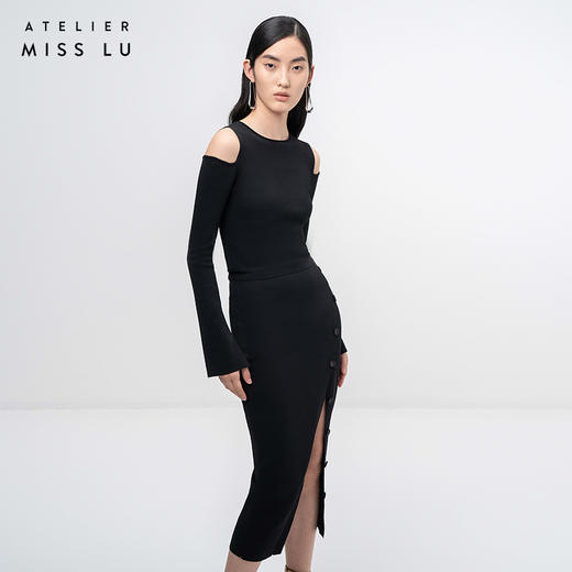 【纽步组合】斜开衩纽扣设计黑色针织半裙/202111A 商品图1