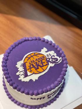 洛杉矶湖人手绘奶油蛋糕