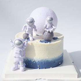 太空漫步 · 鲜奶油蛋糕