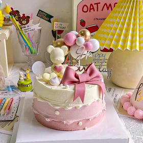 梦幻小熊蝴蝶结蛋糕