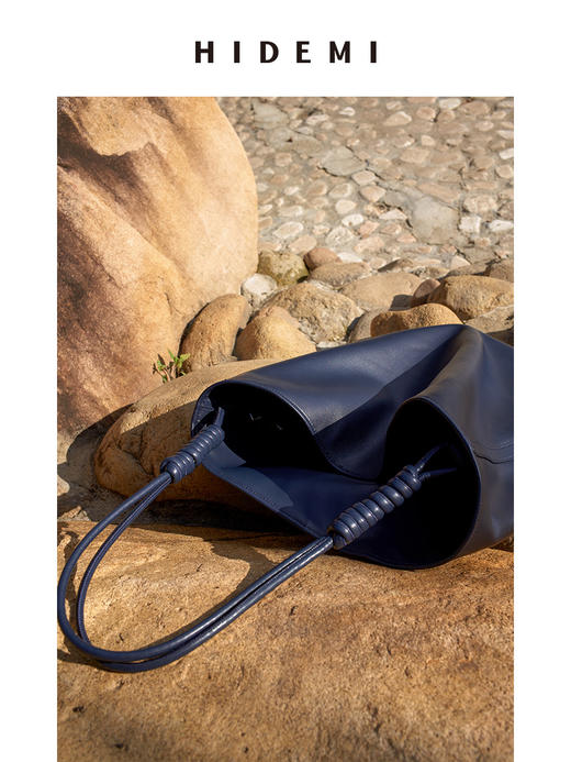 HIDEMI设计感水桶包大号 卡其/藏蓝 商品图4