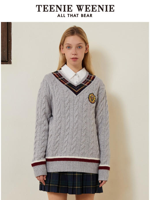 TeenieWeenie小熊V领针织衫套头毛衣外穿叠穿学院风韩版显瘦女冬TTKW214910P 商品图1