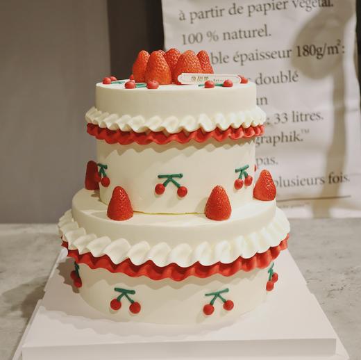 复古草莓-双层奶油蛋糕（提早24小时预定） 商品图0